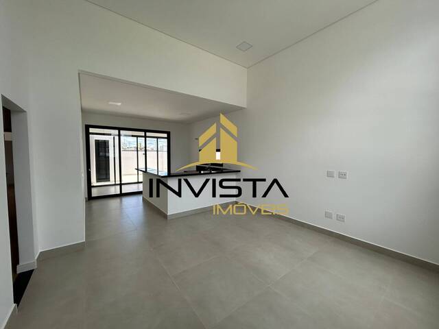 Casa para Venda em São José dos Campos - 5