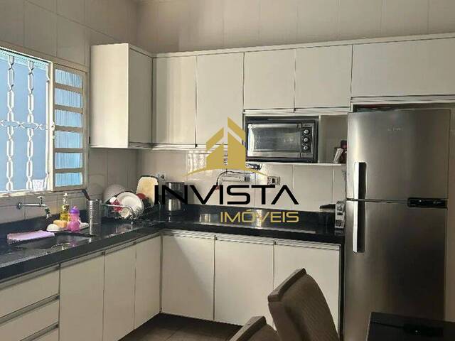#912 - Casa para Venda em São José dos Campos - SP