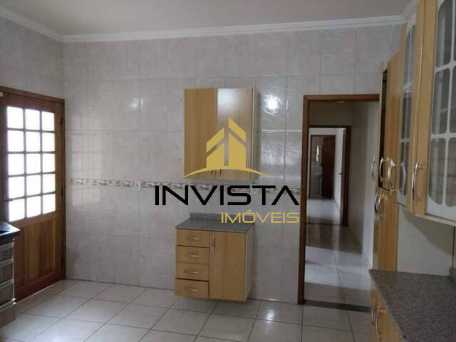 #768 - Casa para Venda em São José dos Campos - SP - 2
