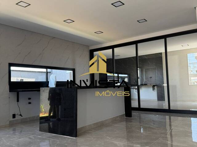 #958 - Casa para Venda em São José dos Campos - SP - 2