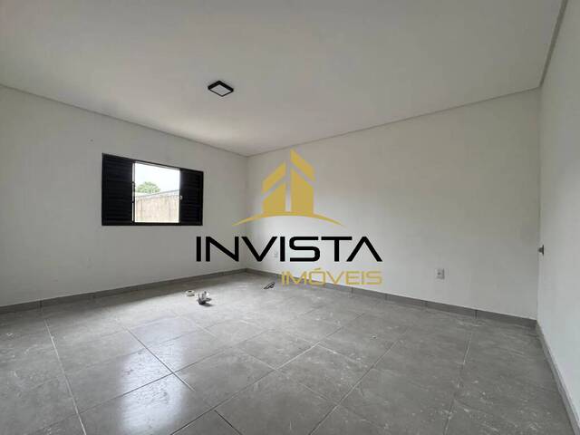 Casa para Venda em São José dos Campos - 4