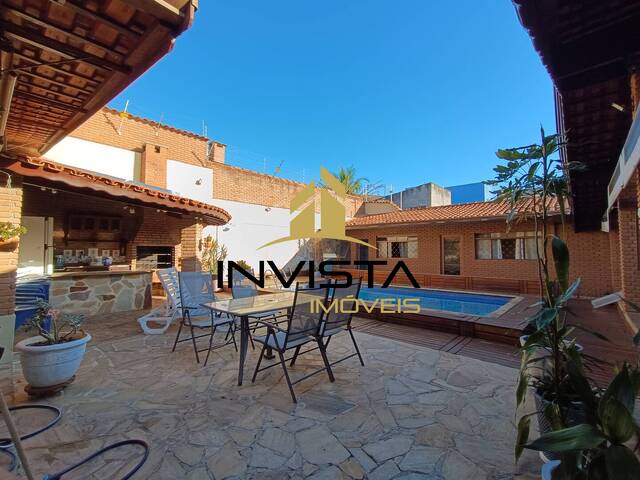 #1116 - Casa para Venda em São José dos Campos - SP