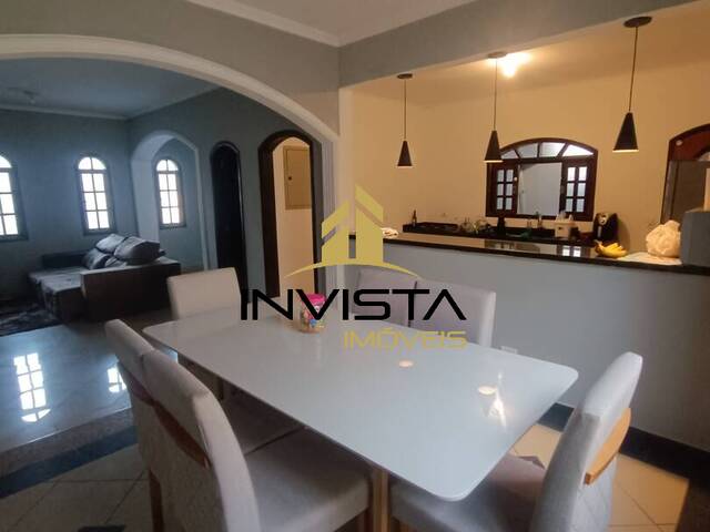 #1028 - Sobrado para Venda em São José dos Campos - SP